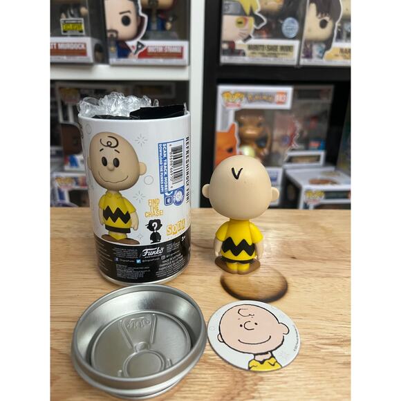 EXCLUSIVE LIMITED EDITION Charlie Brown Funko Soda Peanuts Cartoon Comics Strip - Picture 2 of 2